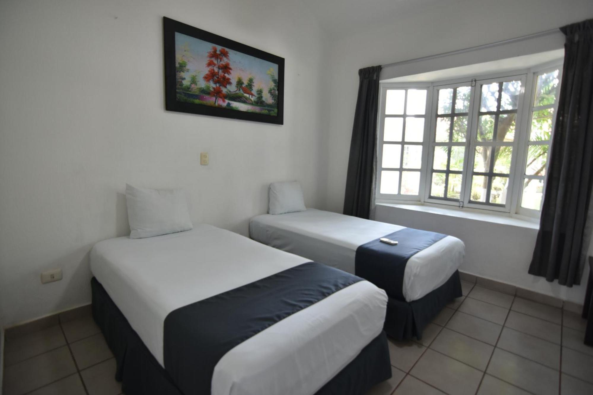 Tulipanes Cancun Ngoại thất bức ảnh