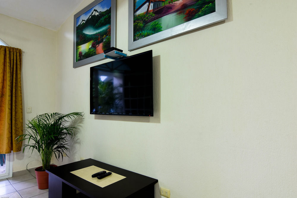 Tulipanes Cancun Ngoại thất bức ảnh